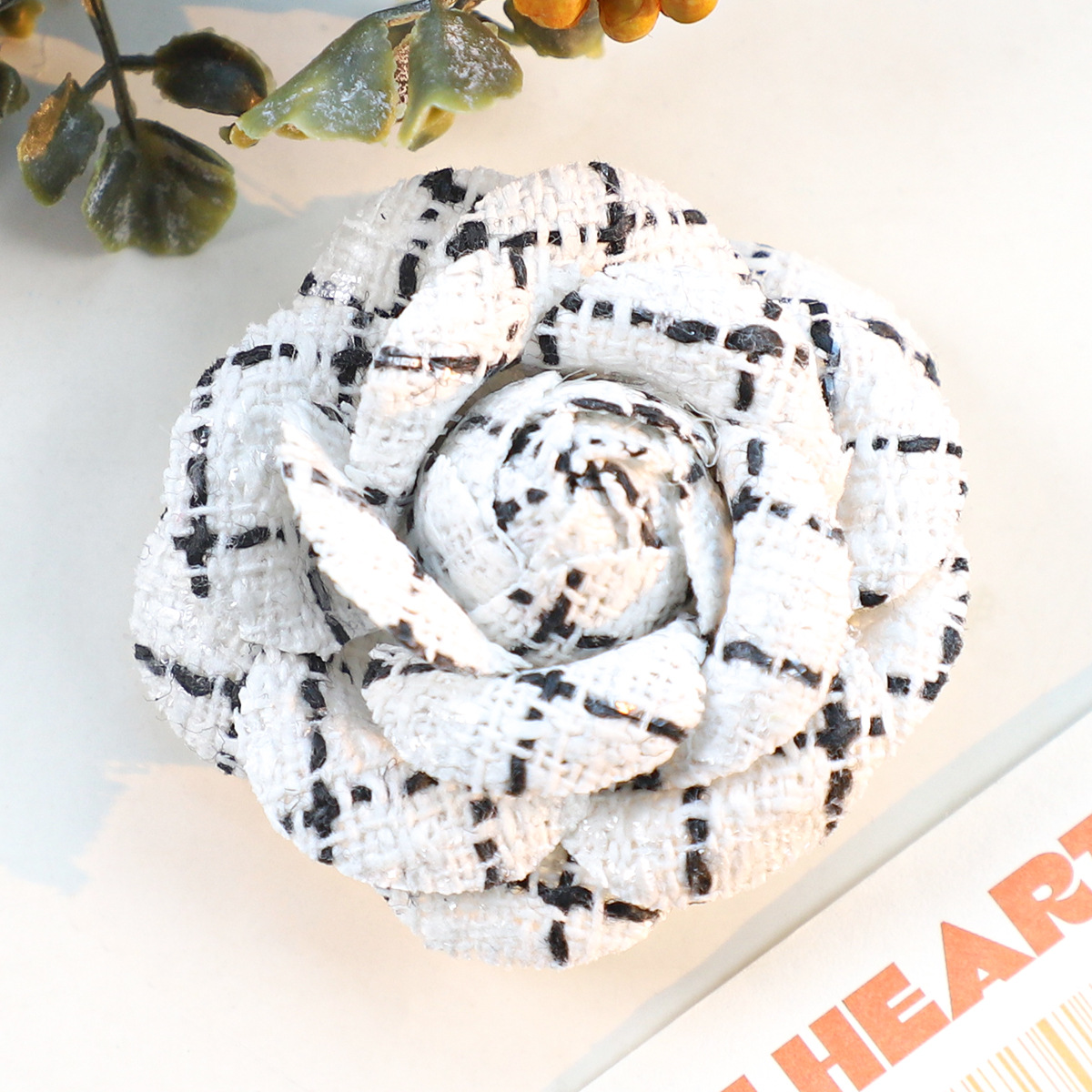 6CM Camellia Brooch for Women  - Wedding Dress Supply avis et prix